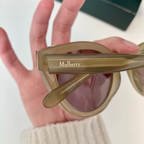 Mulberry Blondie Round Cat-eye Sunglasses in Dark Palm - Picture 8 of 16